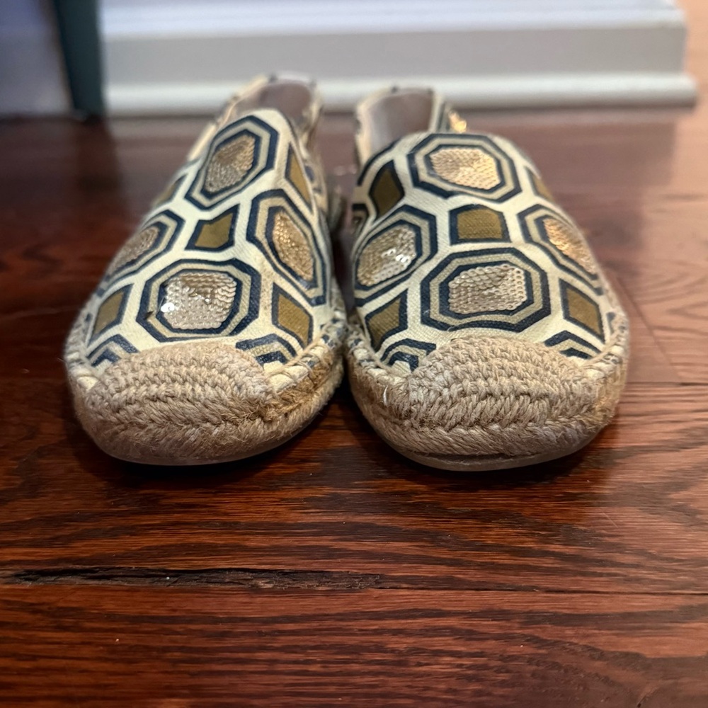 Tory Burch Kids Moccasins - Navy and Gold Geometric